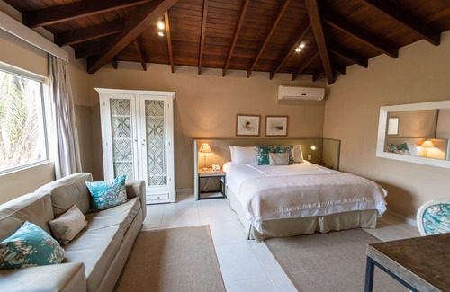 Asuncion Hotel | Budget-Friendly Faro Norte Suites with Spa & Breakfast