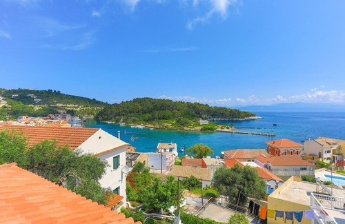 Gaios Apartment | Unforgettable Sea Views at Faros Dio: Gaios Studio Retreat