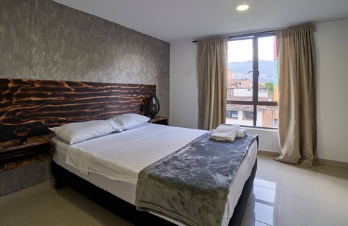 Laureles - Estadio Hotel | Welcoming Farum Hotel Medellin: Family & Pet Friendly Stay