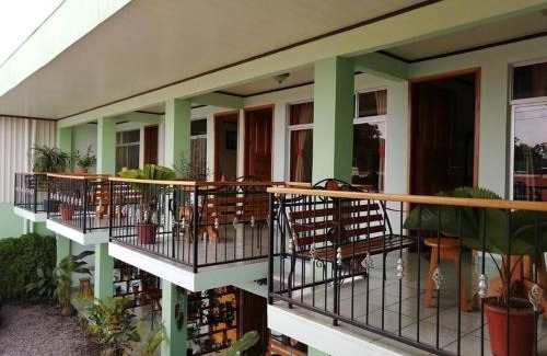 La Fortuna Bed & Breakfast | Relax at FAS BnB & Off Site Thermal Resort with Family-Friendly Amenities
