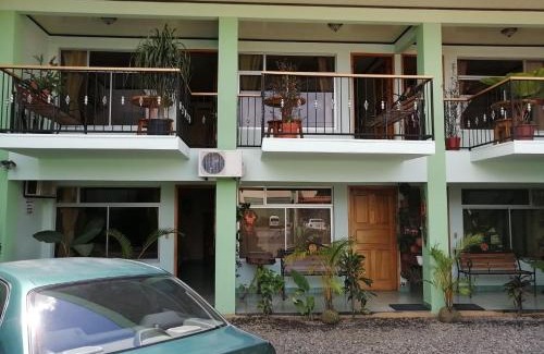 La Fortuna Bed & Breakfast | Relax at FAS BnB & Off Site Thermal Resort with Family-Friendly Amenities