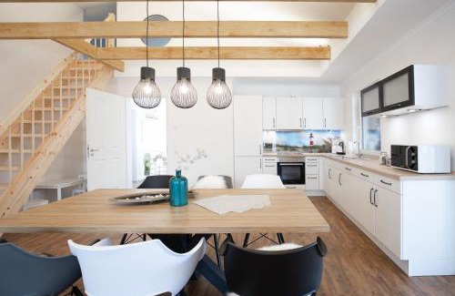 Maasbull House | Fascherhus: Family and Pet-Friendly 4-Star Haven