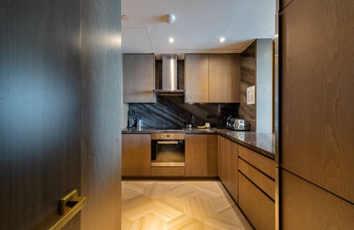 Palm Jumeirah Apartment | Premier 1BR with Burj Arab View at FIVE Palm - 10/10 Rated