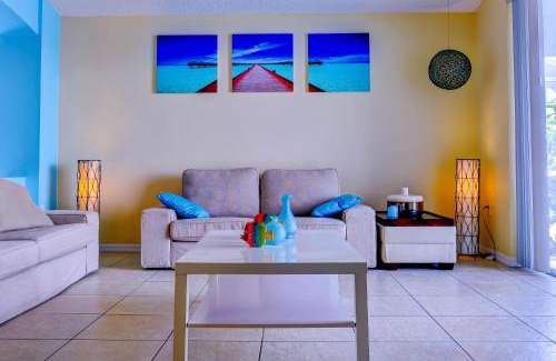 Eagle Pointe South House | Family-Friendly Escape at Paradise Island with Great Reviews