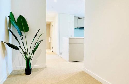 Wentworth Point Apartment | Waterfront 2-Bedroom Condo with Family and Pet Amenities