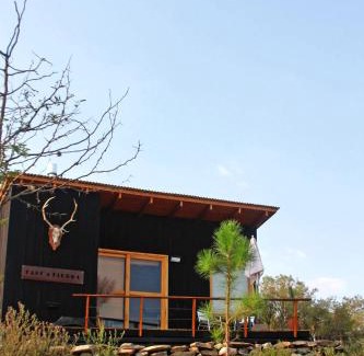Calamuchita Valley Ski Chalet | Oceanfront Retreat at Fase a Tierra with Breakfast Included