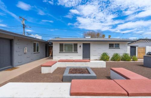 South Scottsdale Apartment | Fashion Square Apt3