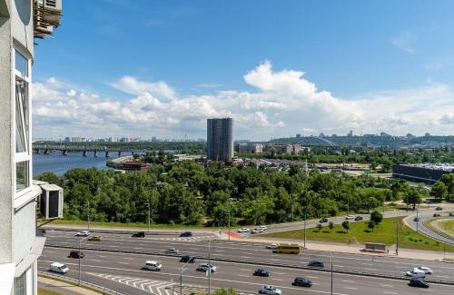 Obolon' Apartment | Stylish Panoramic Apartments in Dnieper, Obolon - Pet Friendly
