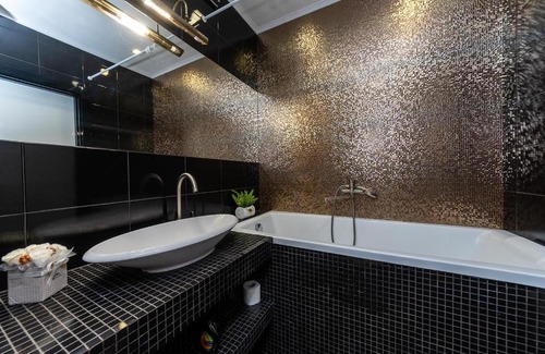 Obolon' Apartment | Stylish Panoramic Apartments in Dnieper, Obolon - Pet Friendly