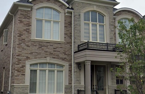 Brampton House | Cozy Stay at Fastbear 2 with Breakfast & Family-Friendly Vibes
