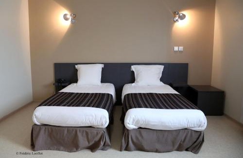 Dun-sur-Meuse Hotel | Fasthôtel Le Râle Des Genêts - Pet-Friendly & Family-Ready