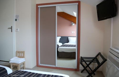 Dun-sur-Meuse Hotel | Fasthôtel Le Râle Des Genêts - Pet-Friendly & Family-Ready