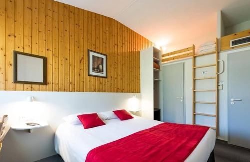 Thones Hotel | Budget-Friendly Fasthôtel Thônes with Breakfast & Family Amenities