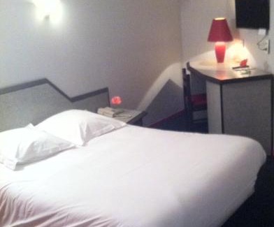 Sebazac-Concoures Hotel | Pet-Friendly Fasthotel L'Eldorado with Breakfast Included