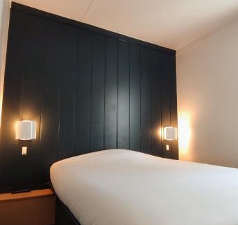 Laval Hotel | Budget-Friendly Stay at Fasthotel Laval with Family Amenities