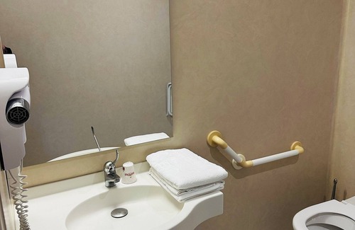 Laval Hotel | Budget-Friendly Fasthotel Laval with Breakfast & Child Care