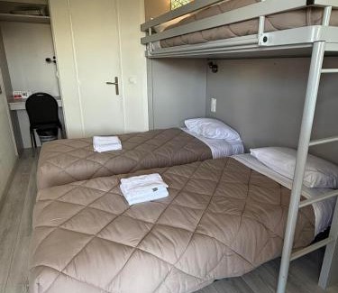 Saint-Witz Hotel | Budget-Friendly Fasthotel Roissy - Saint-Witz with Dining