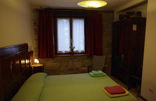 Roncoscaglia Bed & Breakfast | Fattoria La Guedrara: Family & Pet-Friendly Retreat