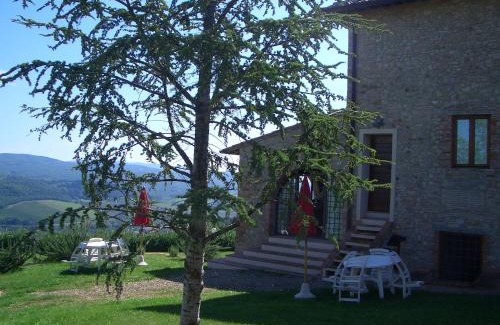 San Pietro in Bossolo House | Pet-Friendly Fattoria Querceto with Ocean Views & Pool