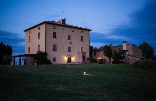 Castelnuovo di Val di Cecina Apartment | Relax at Fattoria San Paolo Agriturismo: Pet-Friendly Escape