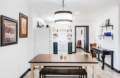 Llano Apartment | Pet-Friendly Getaway at Faulkner Ranch Bunkhouse