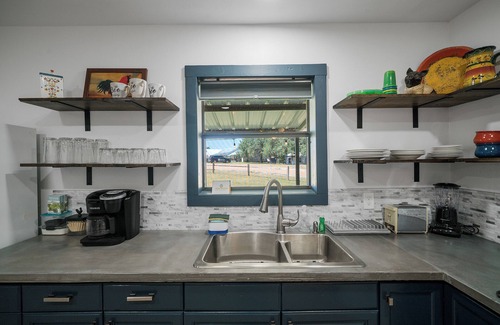 Llano Apartment | Pet-Friendly Getaway at Faulkner Ranch Bunkhouse