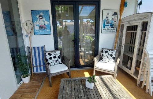 Saint-Palais-sur-Mer House | Fauvette17: Oceanfront Pet-Friendly Retreat with High Ratings