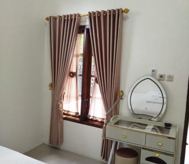 Purwokerto House | Favian Homestay