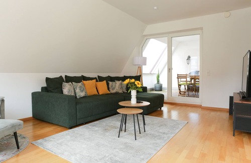 Altstadt Sudwest Apartment | Unique Flair in Old Town: Guest Rated 9.6/10 with Pool
