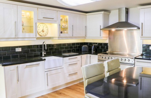 Cracoe Cottage | Discover FAWCETTS BARN: Pet-Friendly Cottage in Grassington