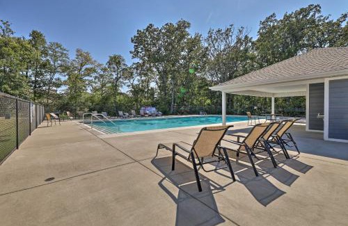 Fayetteville House | Experience Fayetteville House with Pool Access & Grill