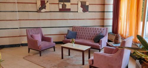 Ibshaway Hotel | Relax at Fayoum Hotel: Oceanfront Pool & Family-Friendly Stay