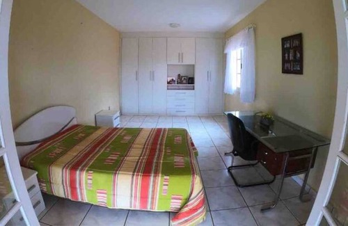 Espirito Santo do Turvo Cottage | Explore Fazenda Sto Antônio: Pool, Park & Pet-Friendly Stay