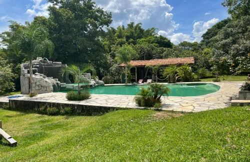 Pirenopolis House | Discover Fazenda Casarão dos Pireneus with Pool & Kitchen