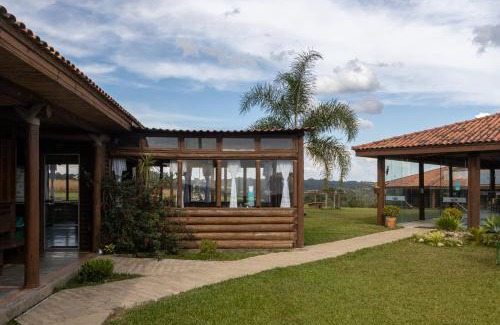 Palmeira House | Relaxing Retreat at Fazenda com Piscina Termica - 10/10 Rated