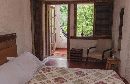 Silva Jardim House | Relax at Fazenda Dos Cordeiros: Pet Friendly with Pool