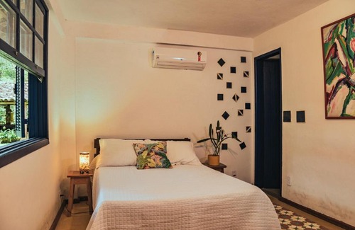Silva Jardim House | Relax at Fazenda Dos Cordeiros: Pet Friendly with Pool