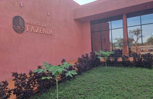 Angola House | Oceanfront Relaxation at Fazenda IRMÃOS CHAVES Resort