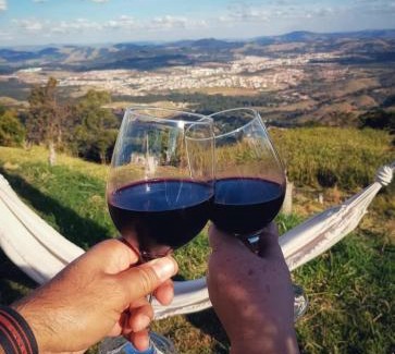 Albertina House | Family-Friendly Retreat at Fazenda Morro Alto Alegre