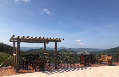 Aguas de Lindoia Hotel | Relax at Fazenda Morro Pelado: Pool, Breakfast & Love for Kids