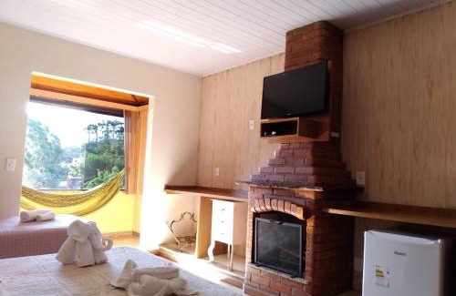 Aguas de Lindoia Hotel | Relax at Fazenda Morro Pelado: Pool, Breakfast & Love for Kids