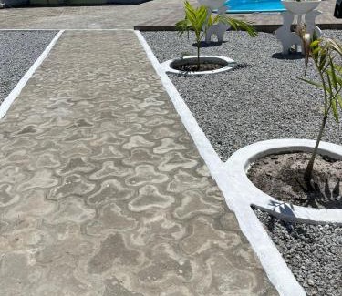 Barra de Camaratuba Hotel | Discover Fdl Espaço Gourmet: Family-Friendly & Pet Welcome
