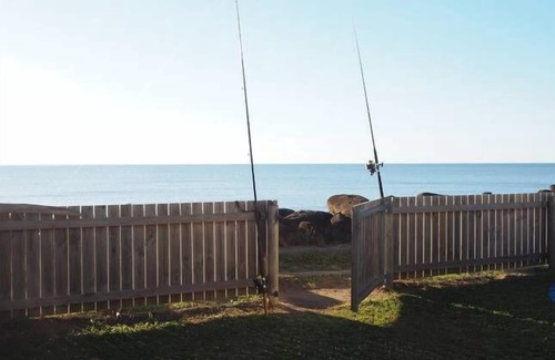 Flying Fish Point House | Relax at Feather Reef Cottage with Oceanfront Amenities
