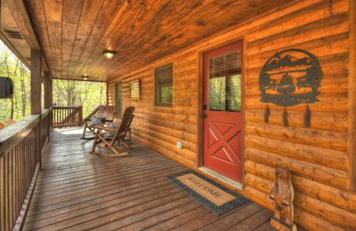 Blue Ridge House | Relax at Feather Ridge - Pet Friendly Retreat by Toccoa River