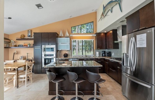 Niceville House | Featured HGTV Hotel: 15-Minute Boat Ride to Crab Island