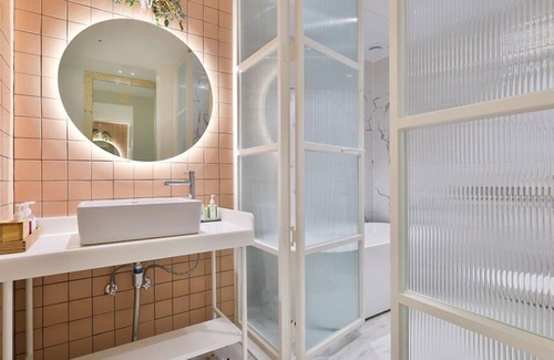 Gosan-dong Hotel | Discover February Hotel Lions Park Daegu: Family-Friendly Stay