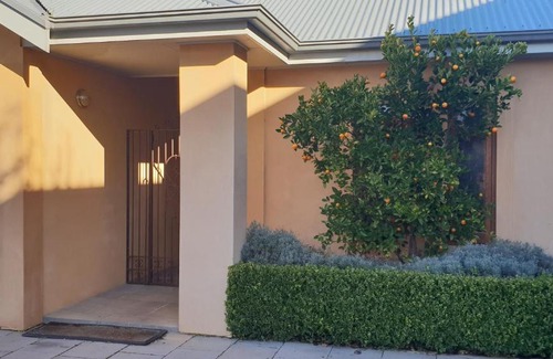 Tanunda House | Cozy Fechner Place Barossa: Perfect for Wine Lovers