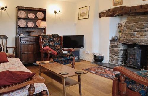 Corwen House | Discover Fedwr Gog Cottage: Rated 9.1 & Pet Friendly Retreat