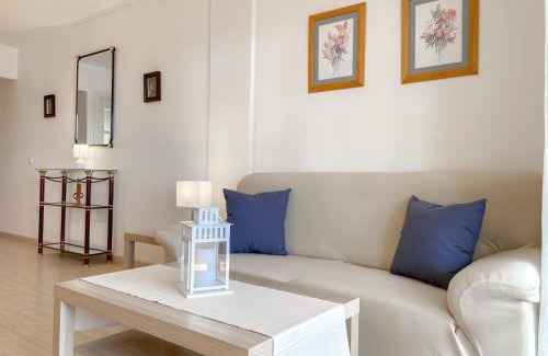 Pajara Apartment | Discover Fee4Me Casa Emilia: Steps from the Beach