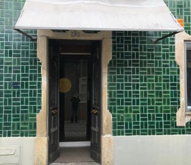 Ovar Bed & Breakfast | Cozy Feel at Home Guest House with Kitchen Amenities